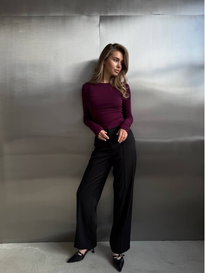 Жіночий легкий лонгслів бордового кольору 30647