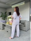 Жіночий легкий прогулянковий костюм сiрого кольору 33404