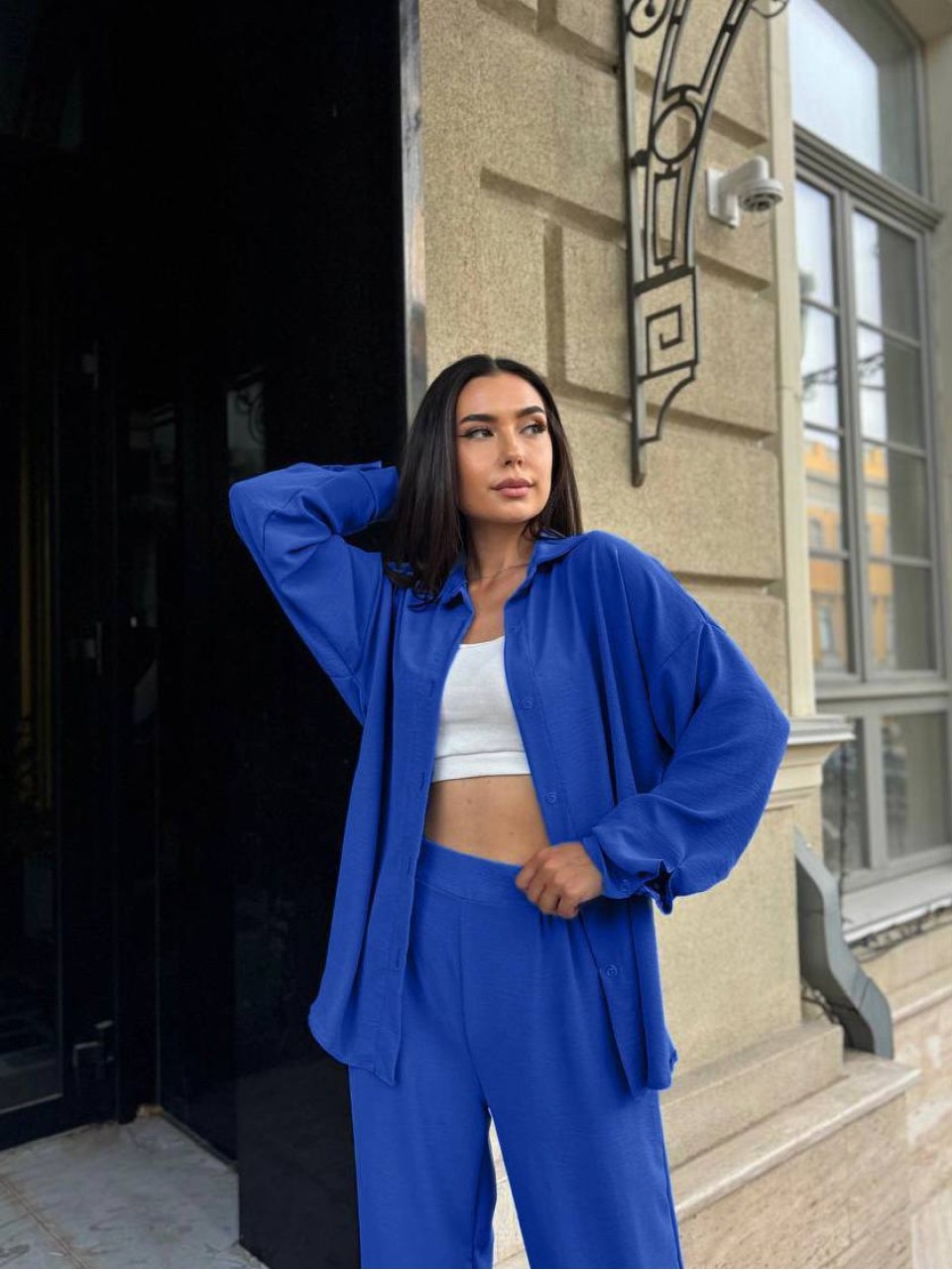 Жіночий легкий прогулянковий костюм синього кольору 32281