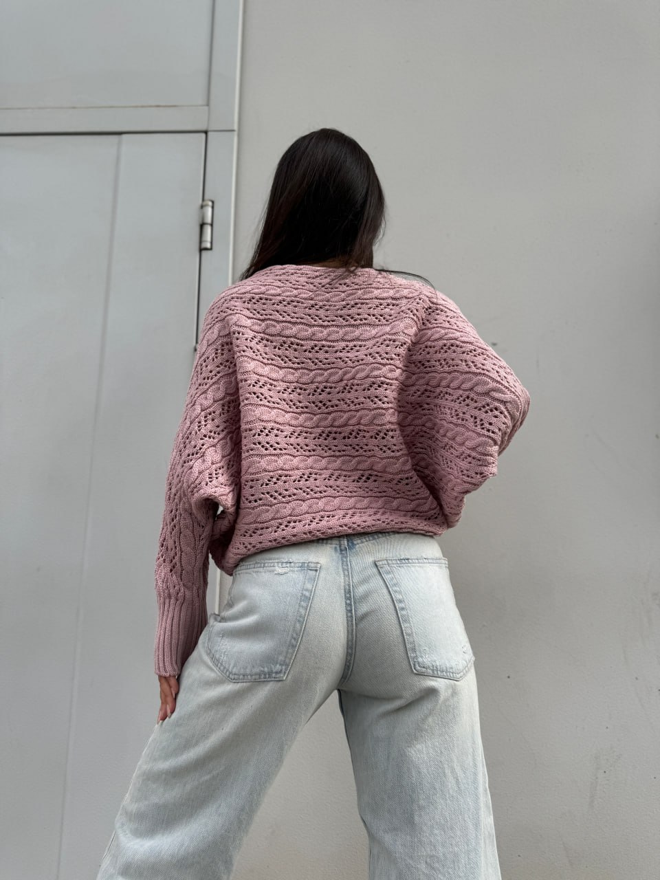 Женский легкий свитер розового цвета 30284