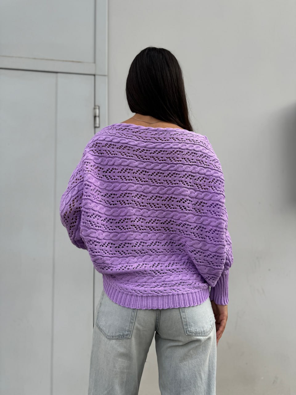 Жіночий легкий светр бузкового кольору 30283