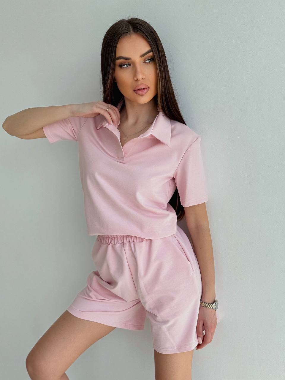 Жіночий літній костюм рожевого кольору 32967