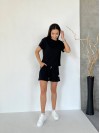 Жіночий літній костюм із шортами чорного кольору 33098