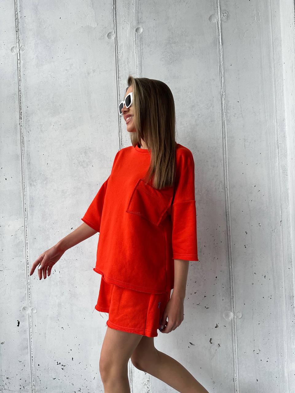 Жіночий літній спортивний костюм червоного кольору 32992