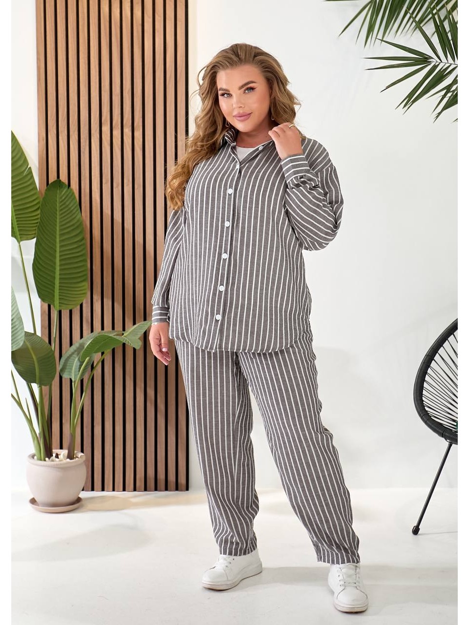 Женский льняной костюм 3-ка (штаны+майка+рубашка) графитового цвета 33330