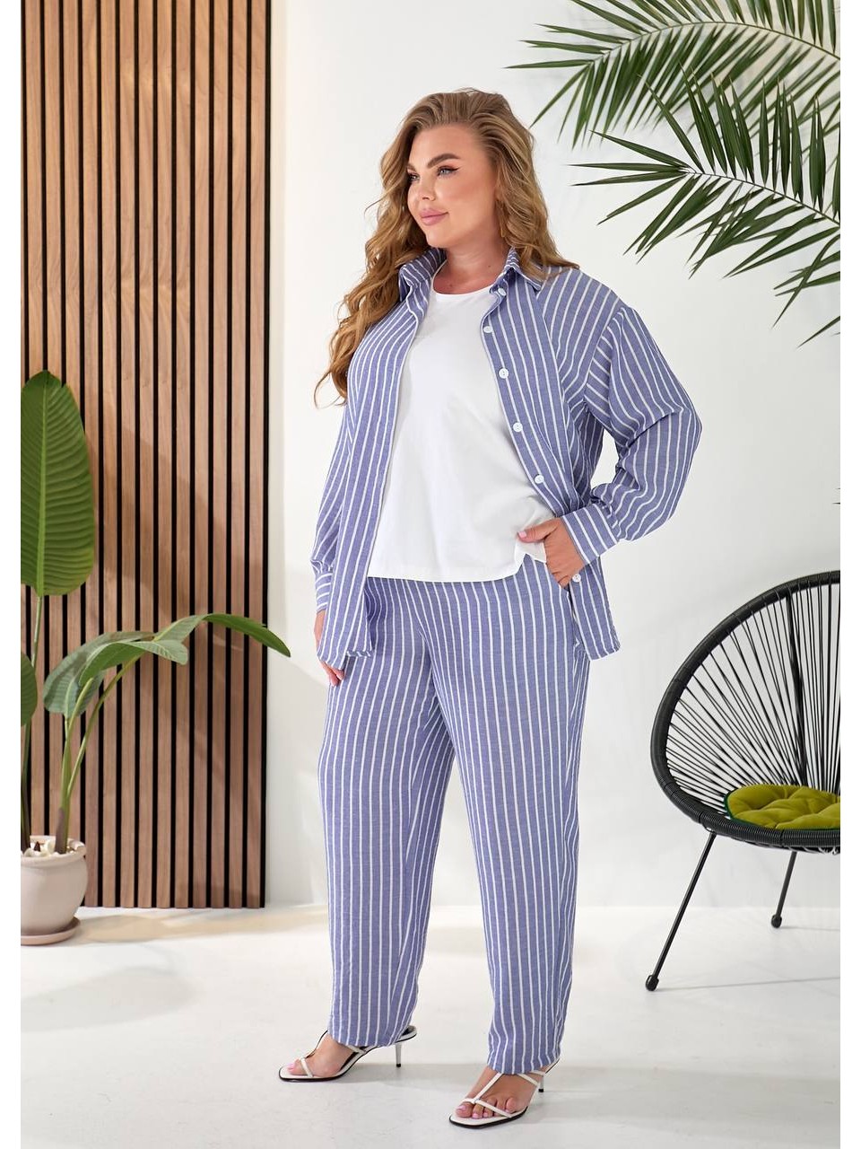 Женский льняной костюм 3-ка (штаны+майка+рубашка) синего цвета 33332