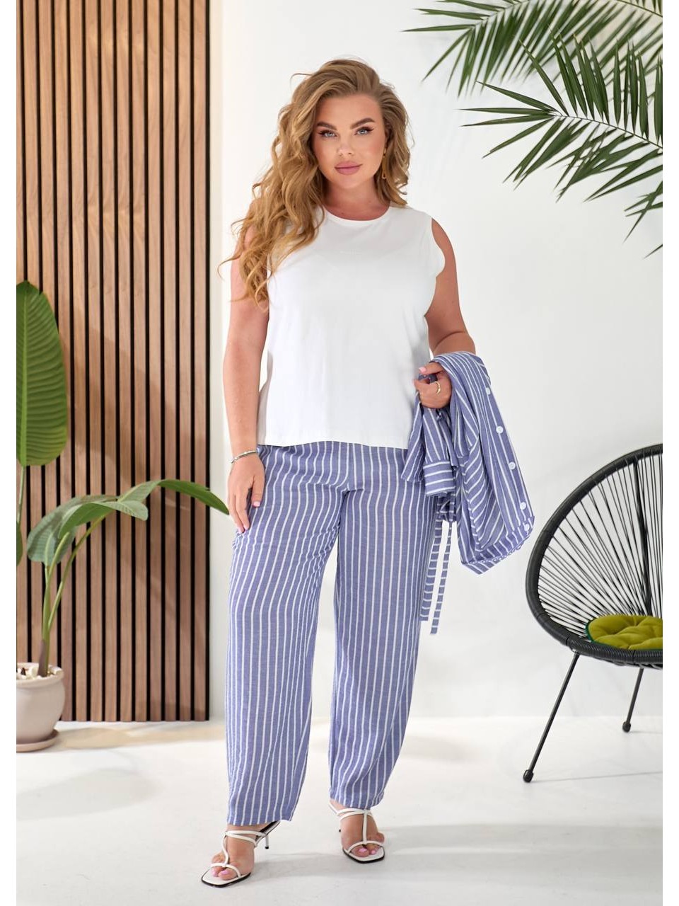 Женский льняной костюм 3-ка (штаны+майка+рубашка) синего цвета 33332