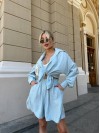 Жіночий льняний костюм з шортами блакитного кольору 32865