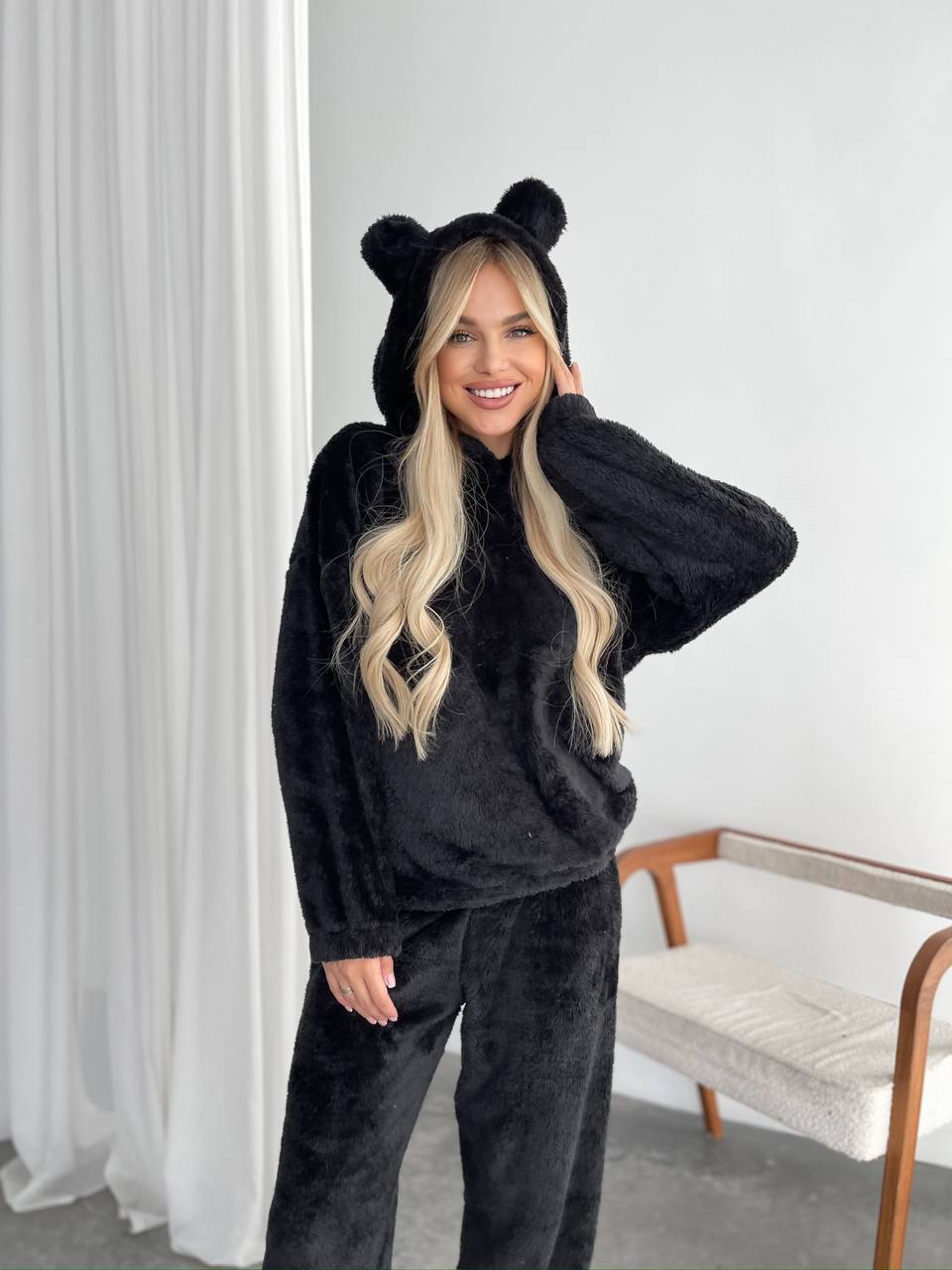 Женский махровый домашний костюм черного цвета 29412