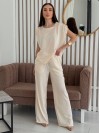 Жіночий повсякденний костюм бежевого кольору 32965