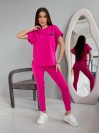 Жіночий повсякденний костюм (футболка+лосини) малинового кольору 32639