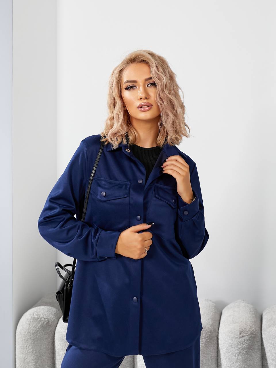 Жіночий прогулянковий костюм синього кольору 29118