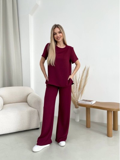Женский прогулочный костюм бордового цвета 32036