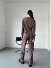 Жіночий прогулянковий костюм з трикотажу в рубчик кавового кольору 31197