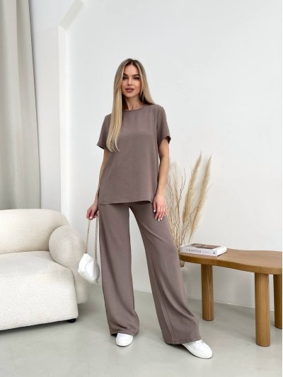 Женский прогулочный костюм кофейного цвета 32030