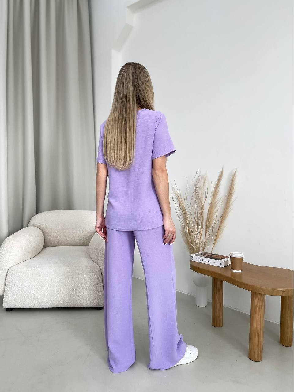 Женский прогулочный костюм лавандового цвета 32029