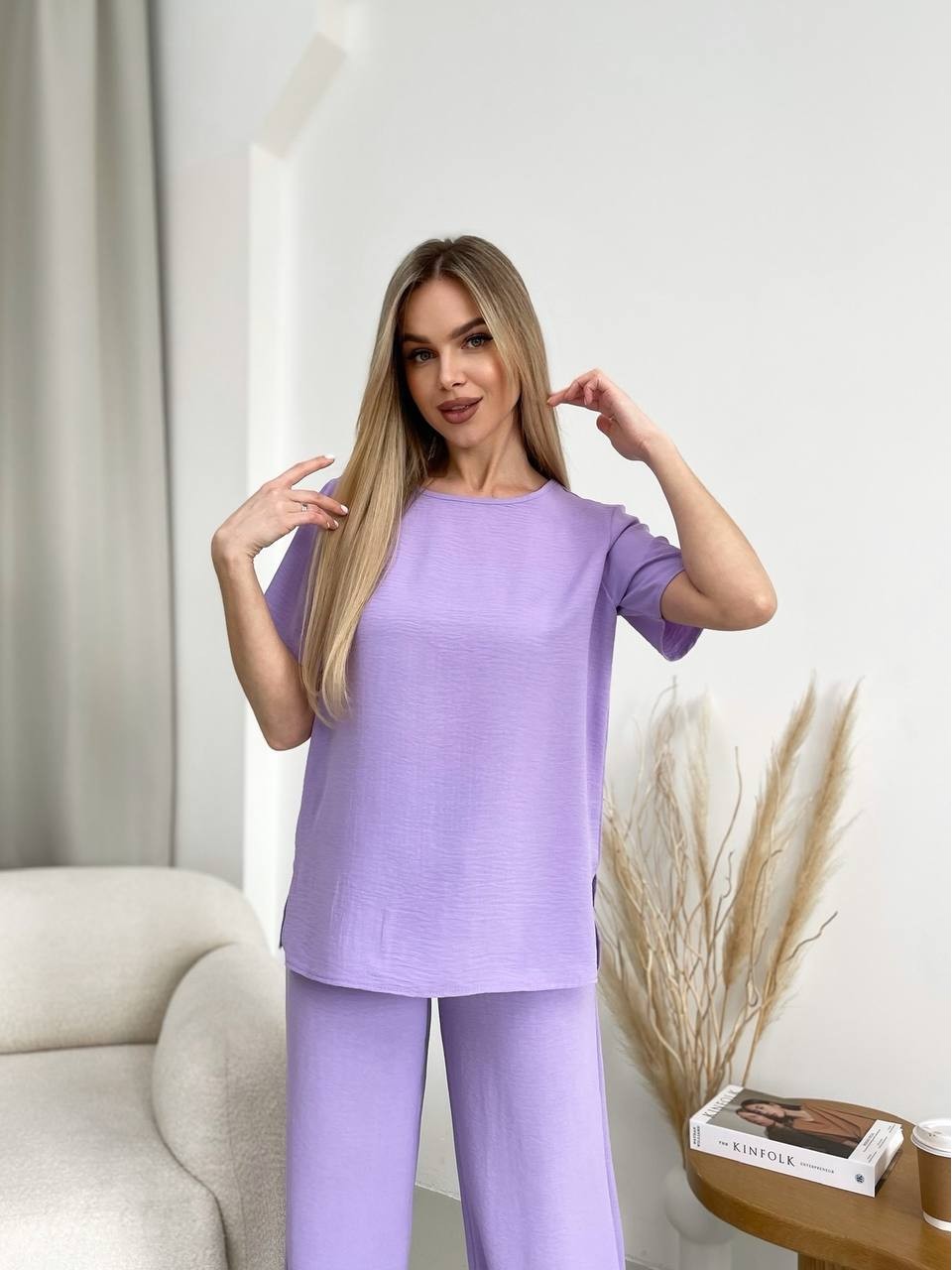Женский прогулочный костюм лавандового цвета 32029