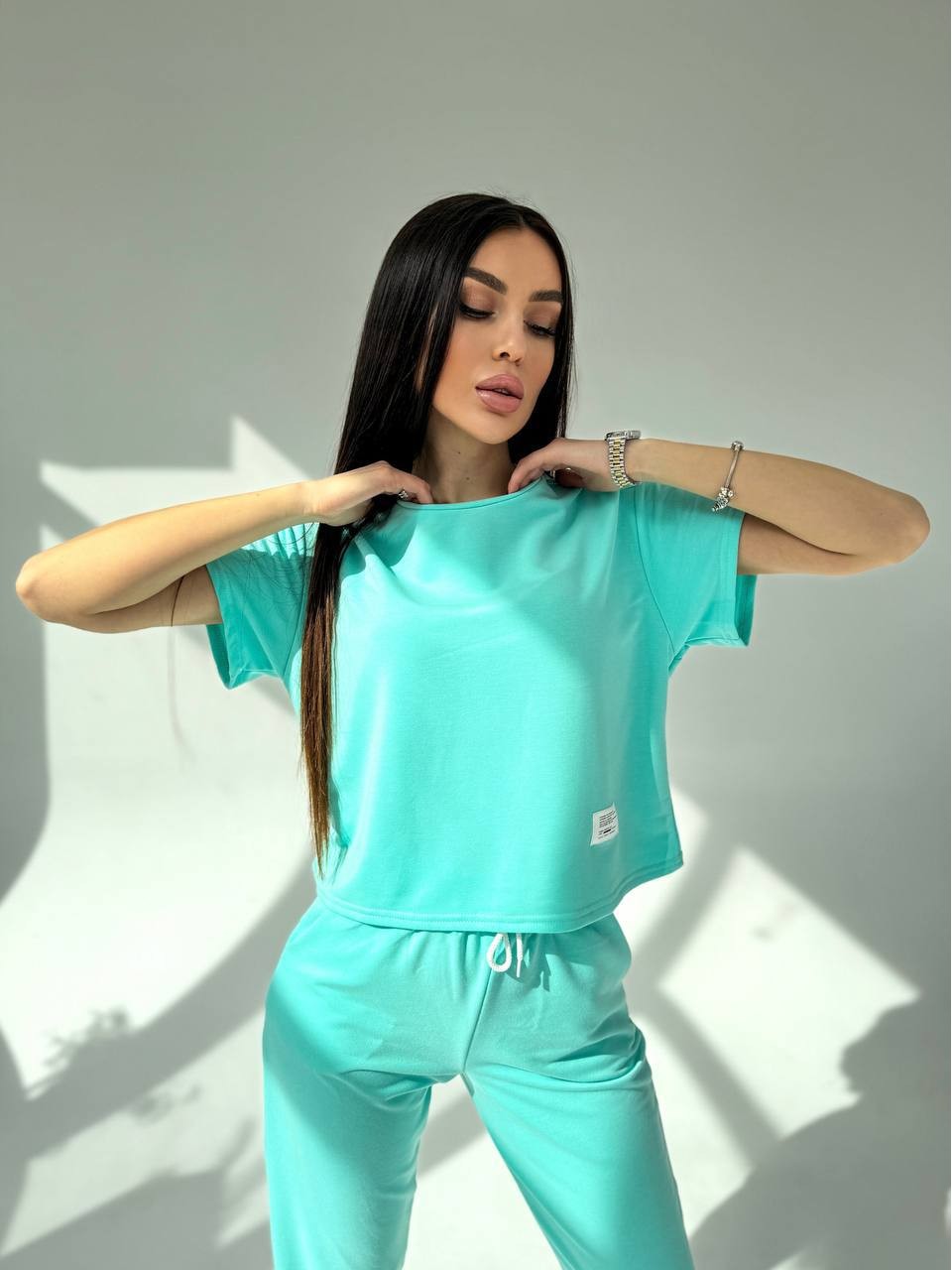 Жіночий костюм прогулянковий м'ятного кольору 31644