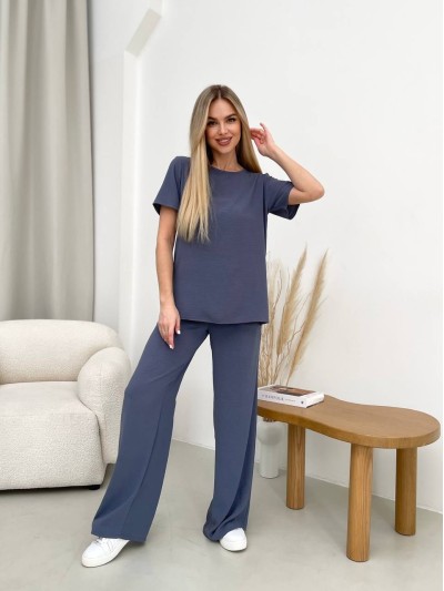 Женский прогулочный костюм серого цвета 32032