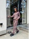 Женский спортивный костюм из трикотажа кофейного цвета 29184