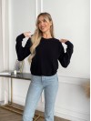 Жіночий светр на затяжках черного кольору 30663