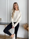 Жіночий светр на затяжках молочного кольору 29548