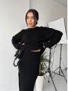 Жіночий теплий костюм зі спідницею чорного кольору 30417