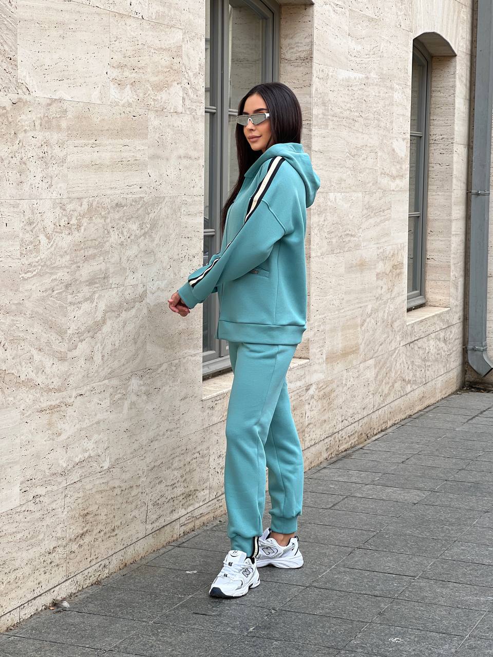 Женский теплый костюм со змейкой мятного цвета 25640