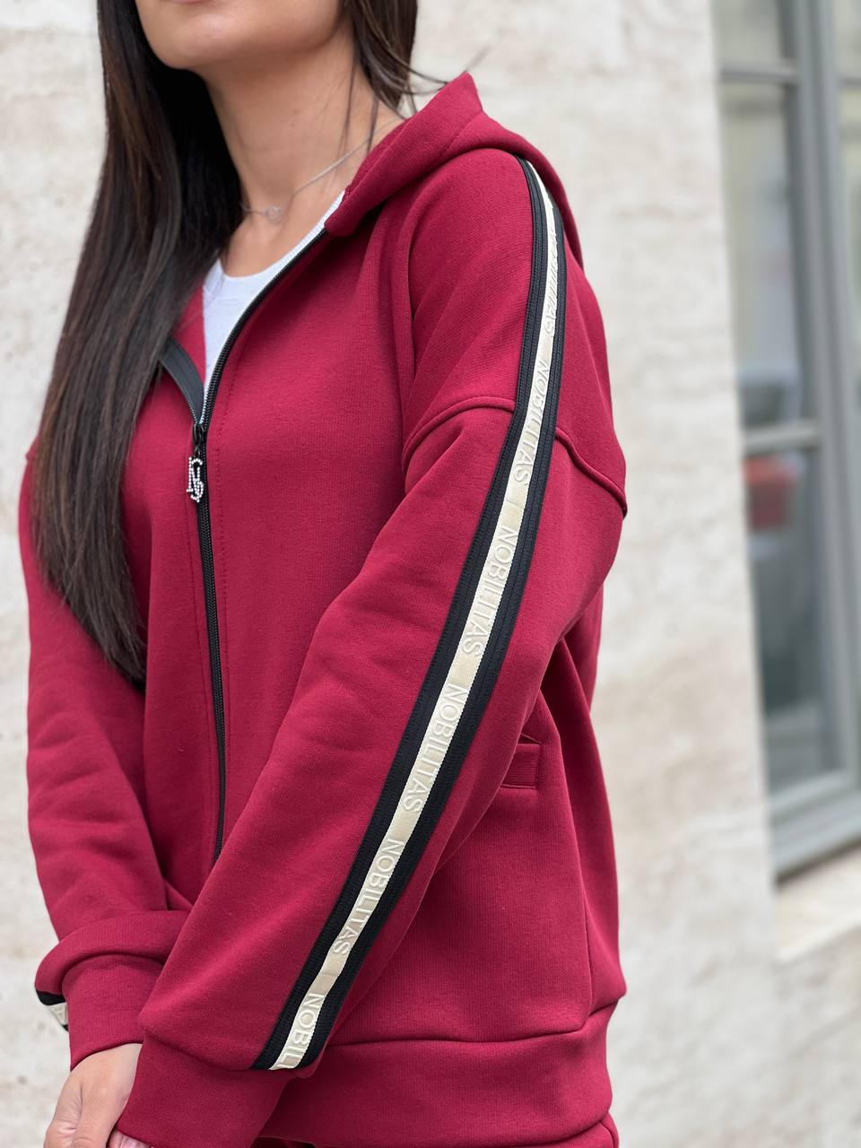 Женский теплый костюм со змейкой бордового цвета 25641