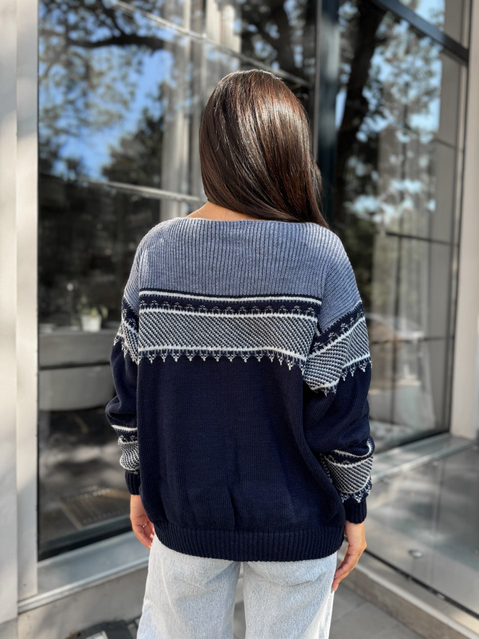 Жіночий універсальний светр синего кольору 30191