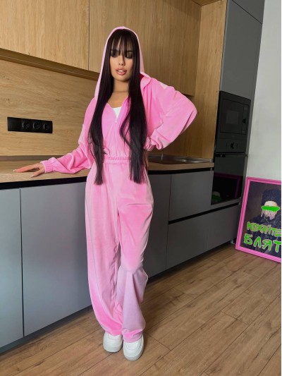 Жіночий велюровий комбінезон рожевого кольору 31142