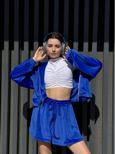 Жіночий велюровий костюм кольору електрик 27465