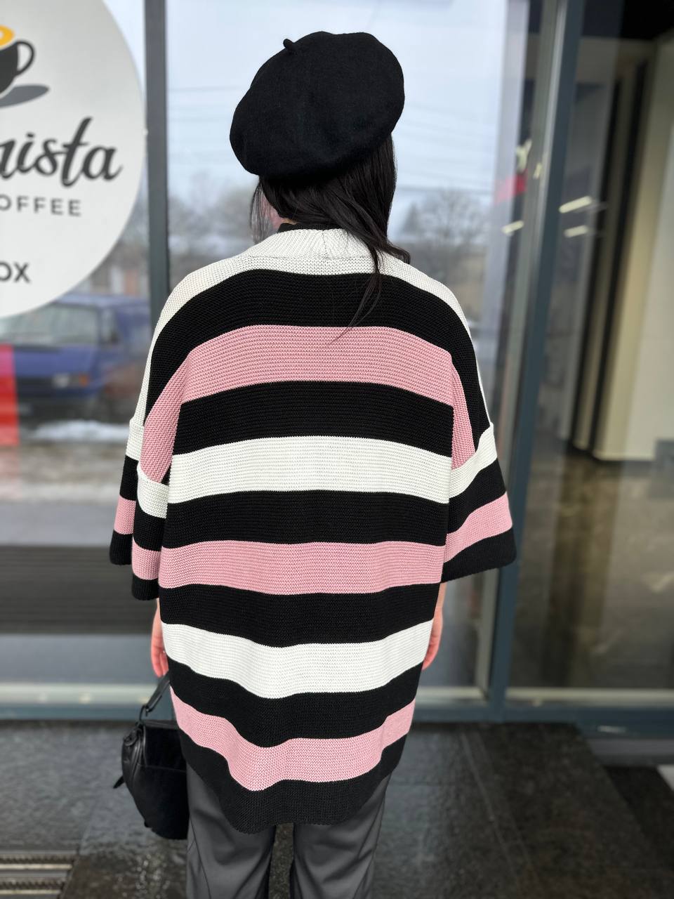 Женский вязаный кардиган черного цвета 30135