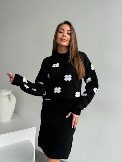 Жіночий в'язаний костюм чорного кольору 26937