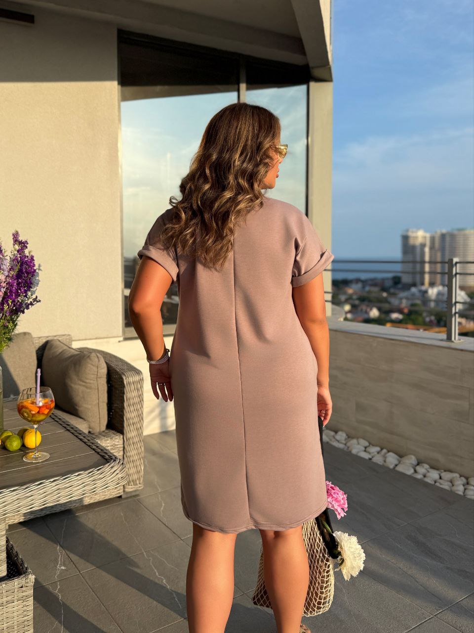 Жіноча літня сукня з малюнком пудрового кольору 33494