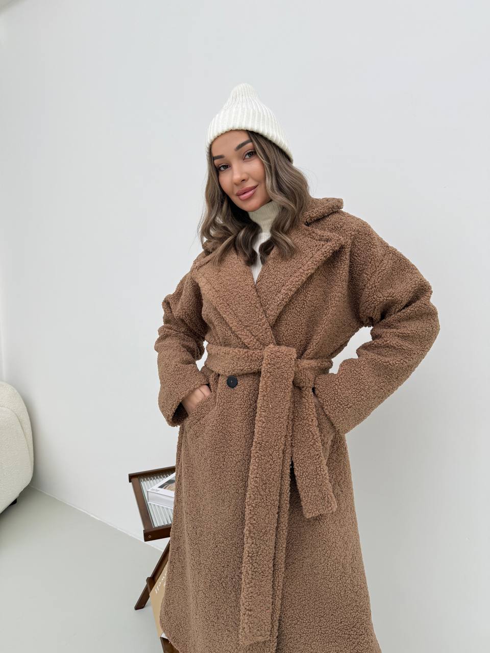 Жіноче тепле пальто з хутра Тедді кавового кольору 30113