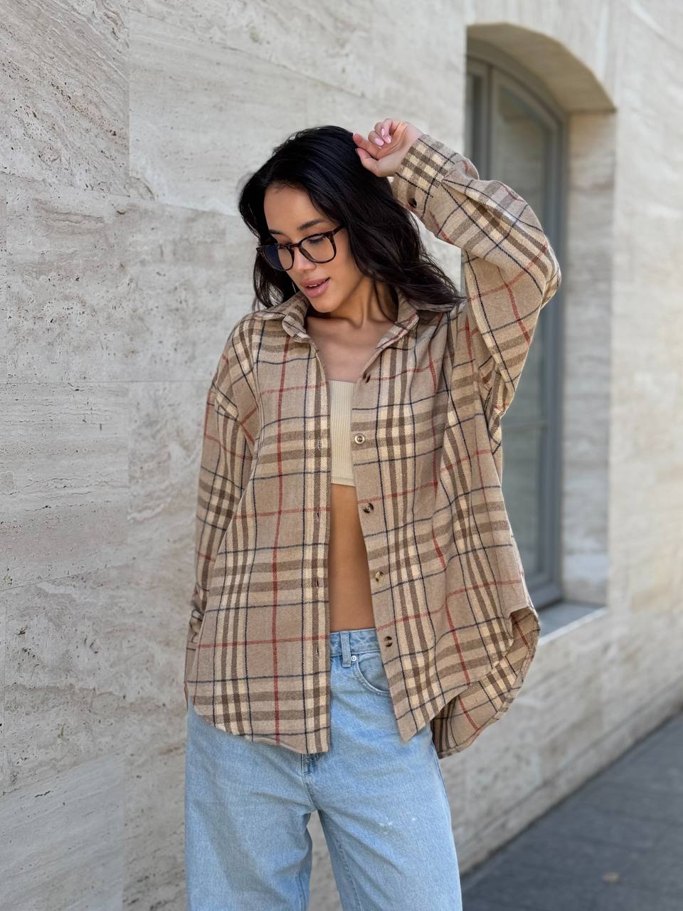 Жіноча байкова сорочка в клітинку вiльного кавового кольору 35642