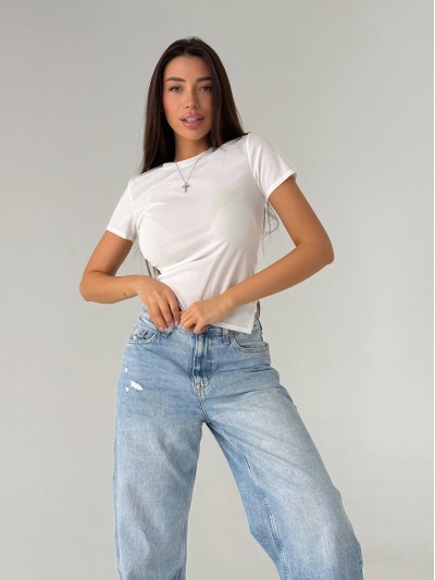 Жiноча базова футболка бiлого кольору 33629