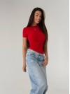 Жiноча базова футболка червоного кольору 33630