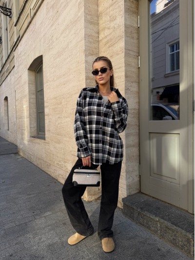 Жіноча фланелева сорочка у клітинку чорного кольору 34333