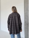 Жіноча фланелева сорочка в клітинку графiтового кольору 34151