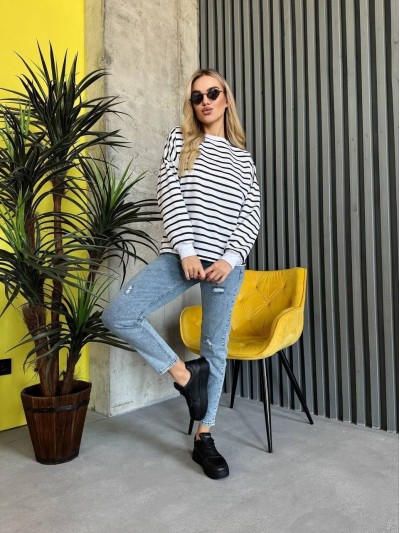 Жіноча кофта в полоску молочного кольору 35874