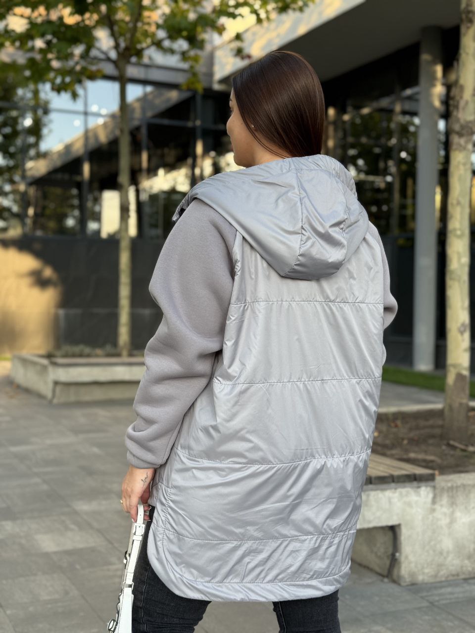 Жіноча куртка-кардиган сiрого кольору 34849