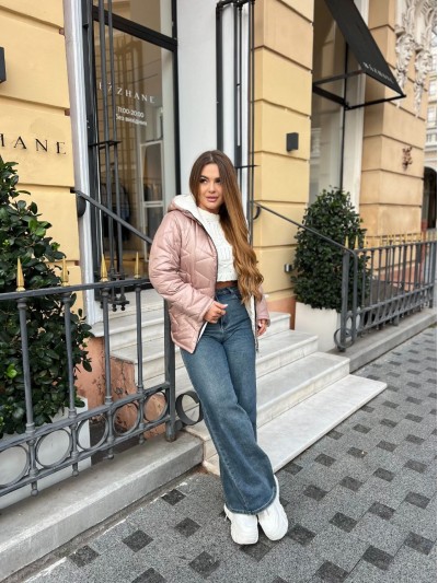 Жіноча куртка стьобана з капюшоном кавового кольору 35696