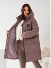 Жіноча куртка стьобана з капюшоном пудрового кольору 34500
