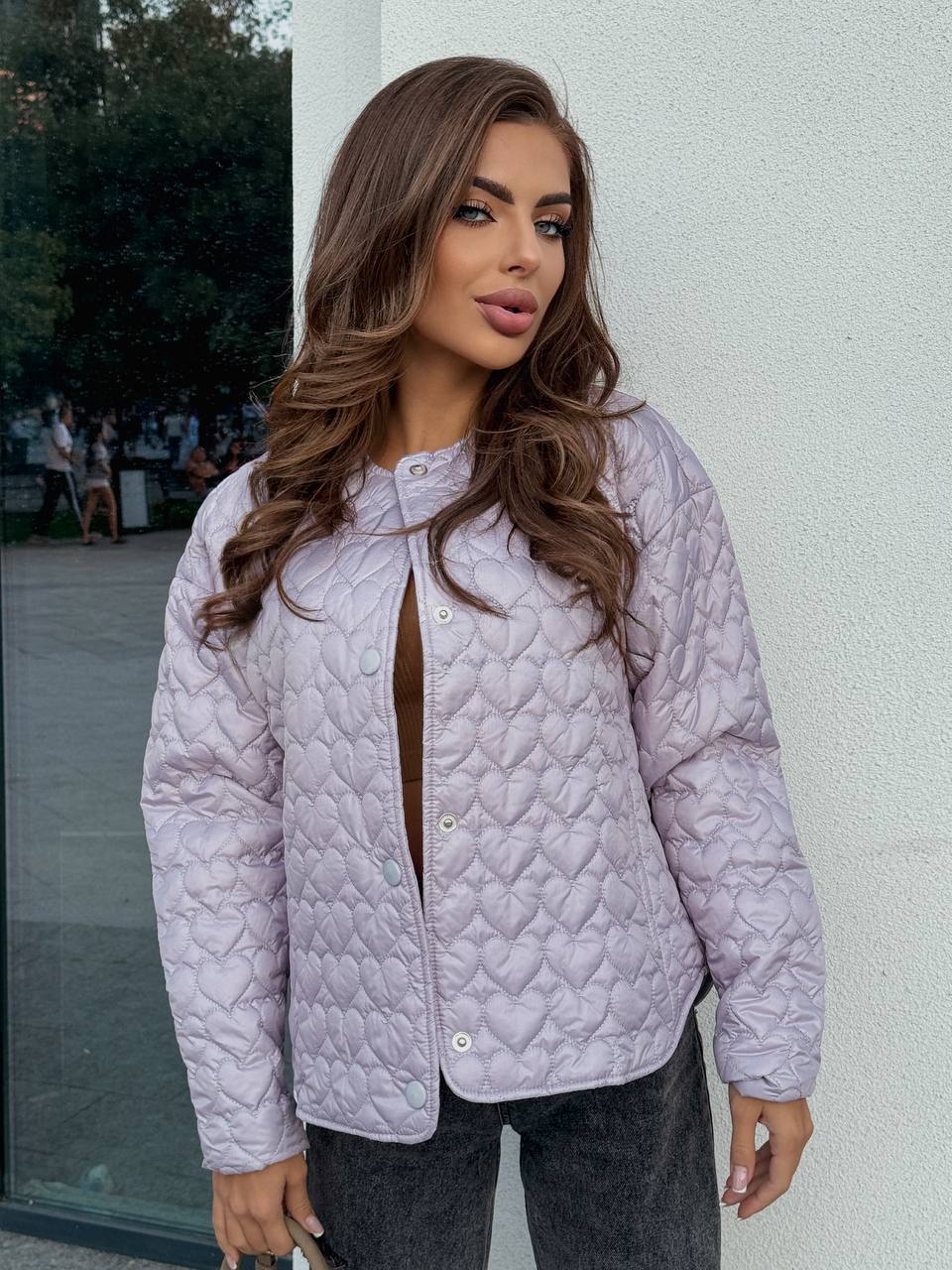 Жіноча легка куртка лiлового кольору 34724