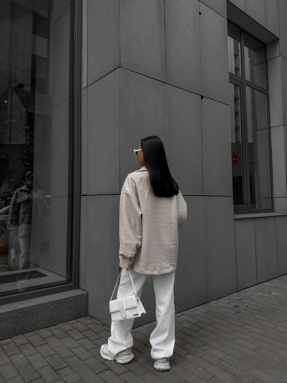 Жіноча сорочка букле бежевого кольору 35525