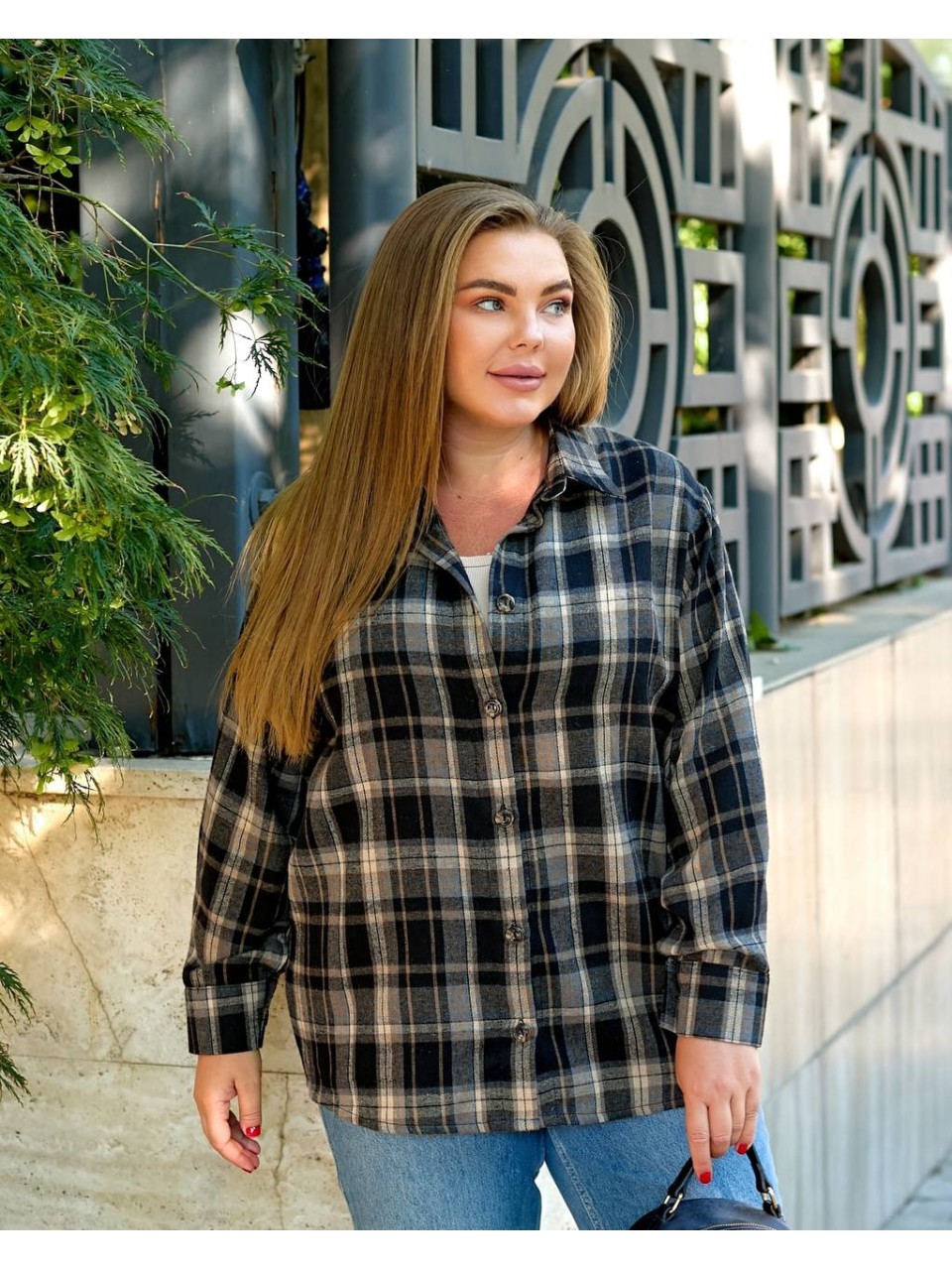 Жіноча сорочка в клітку графiтового кольору 34039