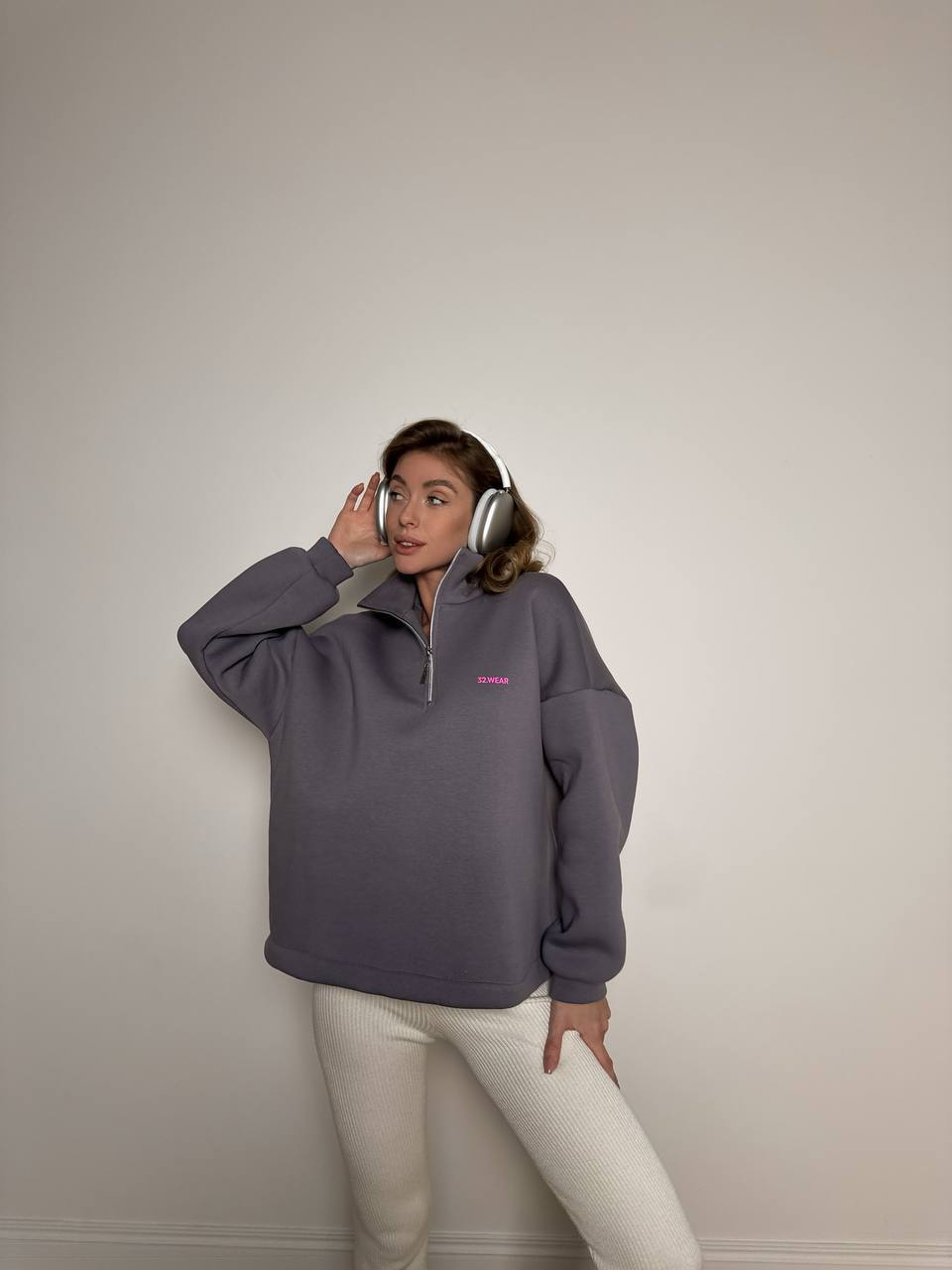 Женское худи свободного кроя графитового цвета 34530