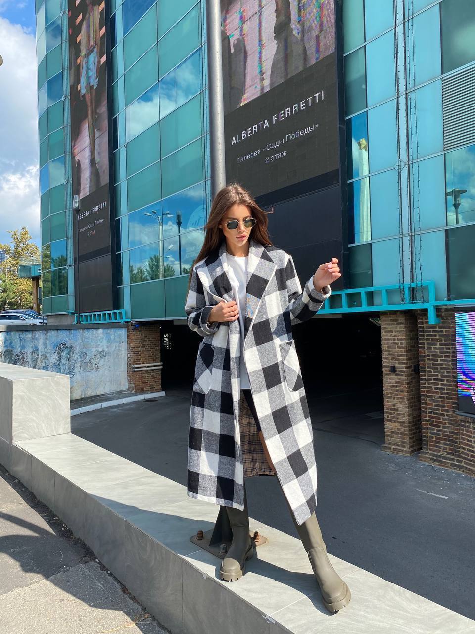 Жіноче легке кашемірове пальто графiтового кольору 34473